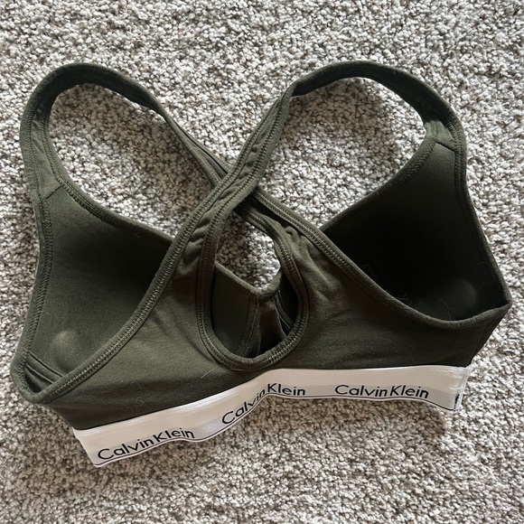 Calvin Klein Green Sports Bra - Picture 2 of 3